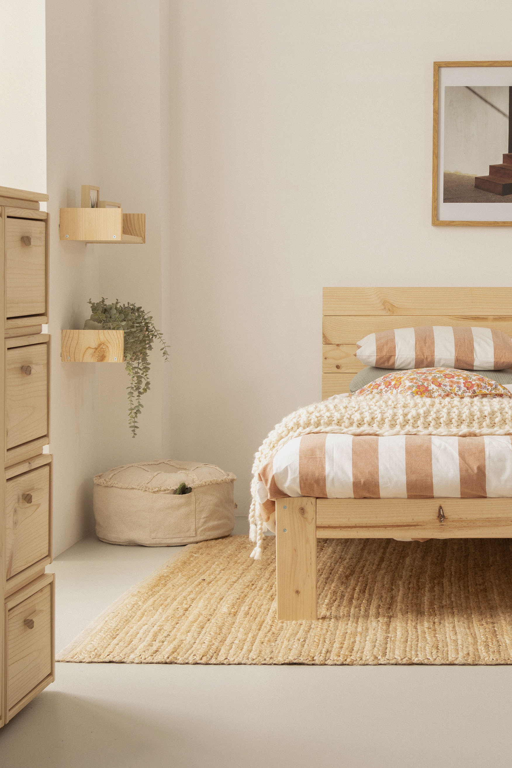 REBAJAS<br />Para que decorar<br />con madera natural,<br />sea todavía más fácil.