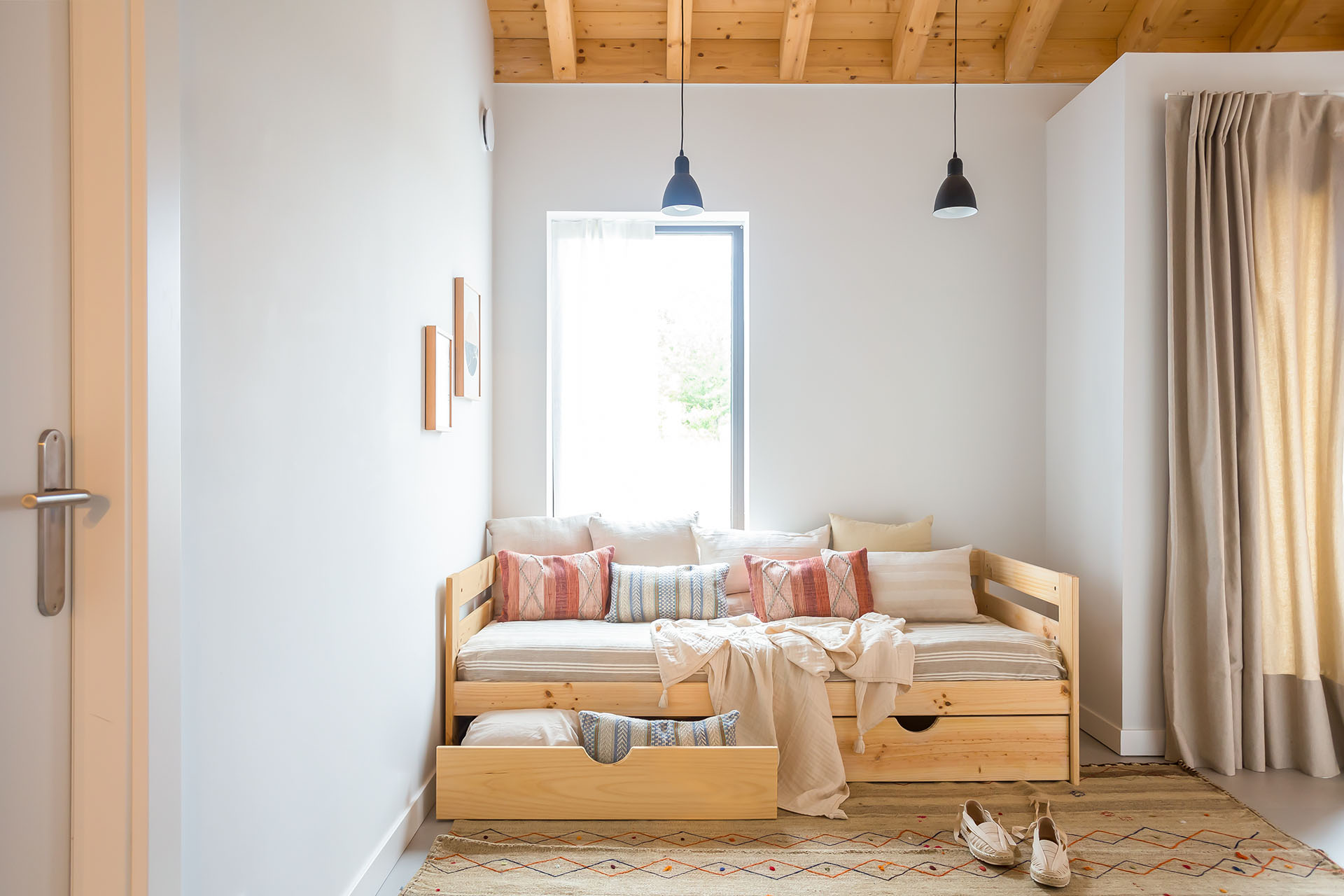 Cómo decorar tu cama para tener un dormitorio de revista - Muebles LUFE