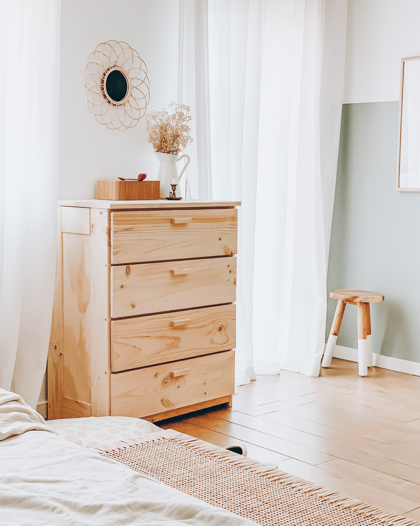 Cómo decorar las paredes de tu hogar con madera de verdad - Muebles LUFE