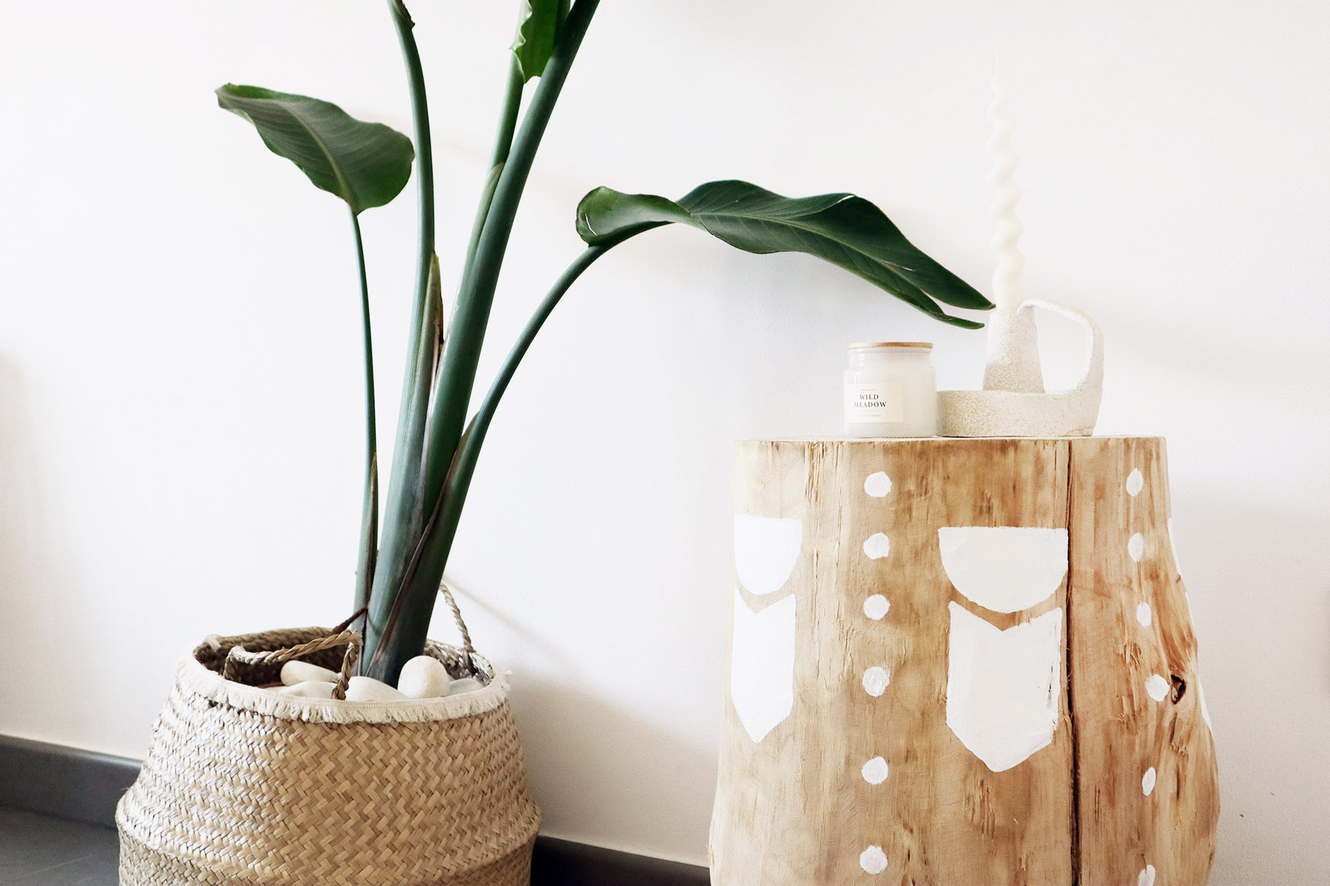 Una forma fácil y creativa para decorar tus muebles de madera natural